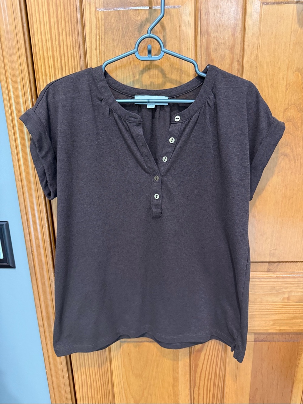 LOft brown button down short sleeve Henley- size small